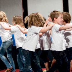 Groepsoptreden (15) - Toneelvereniging Plankenkoorts 